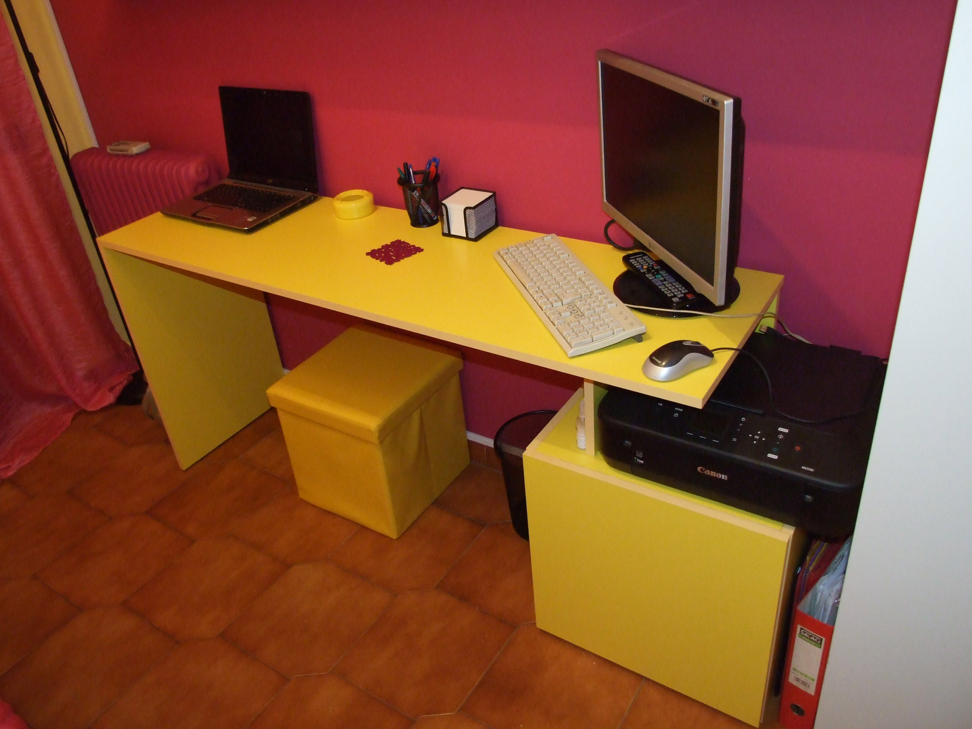 WRITING DESK – GAL.WRI.001