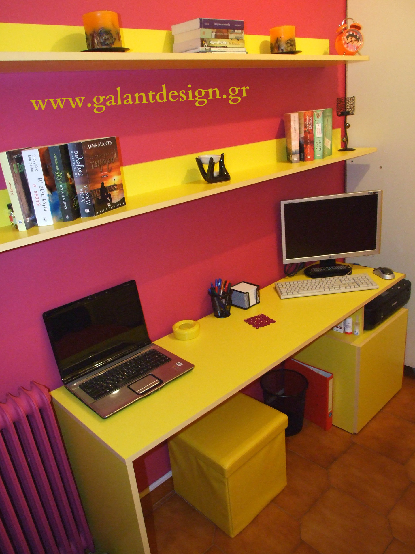 WRITING DESK – GAL.WRI.001