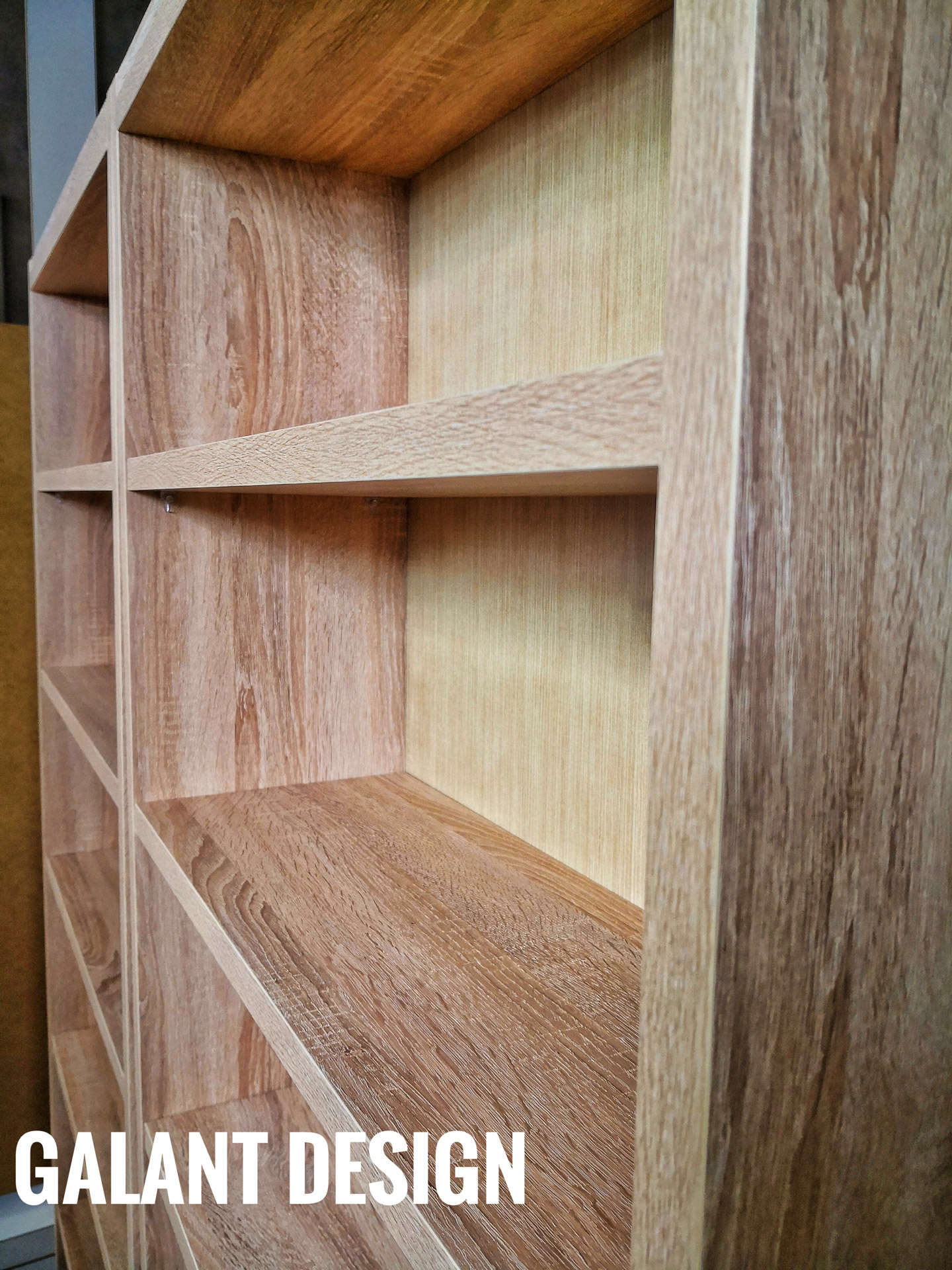 ΒΙΒΛΙΟΘΗΚΗ - GAL.BOK.001