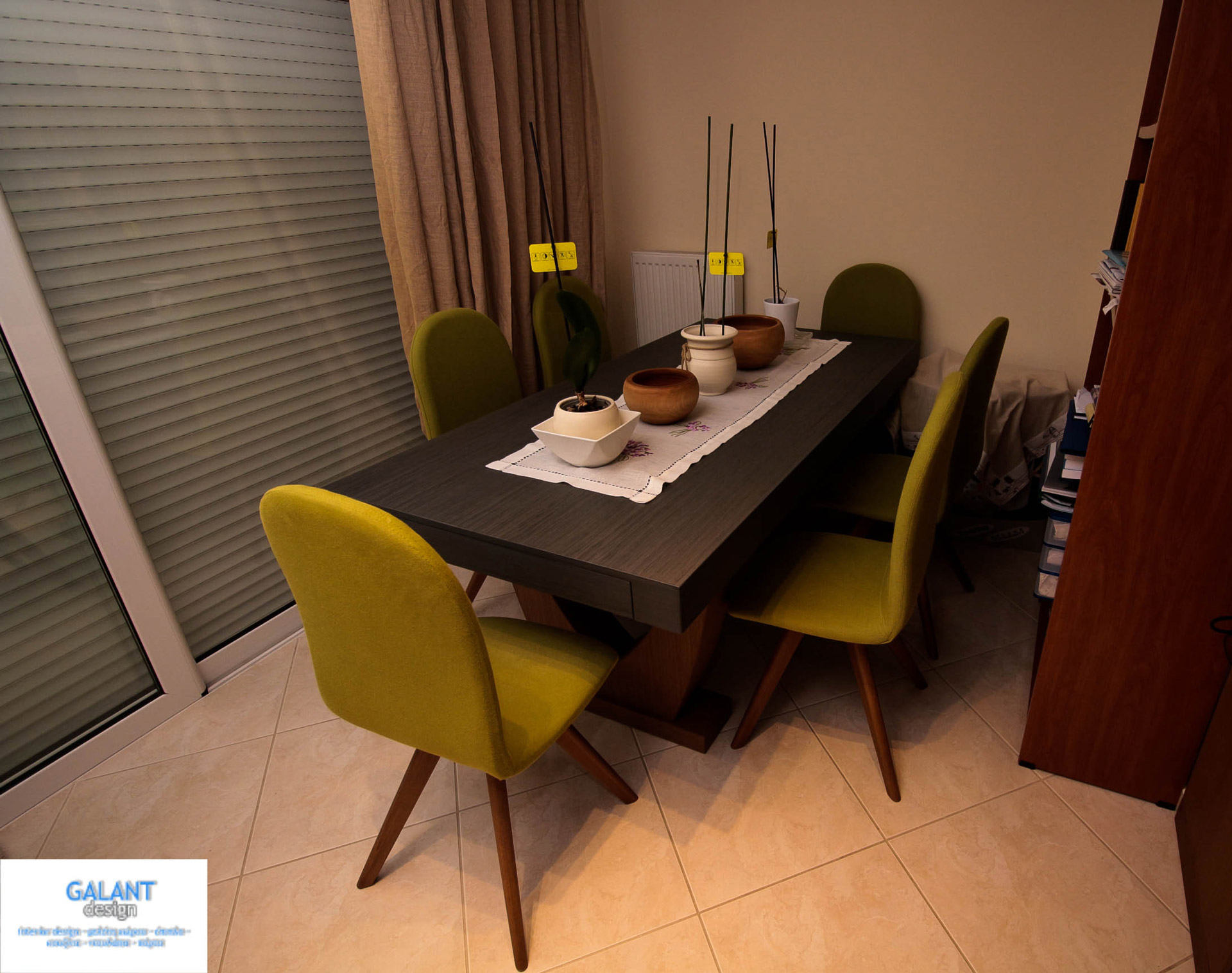 DINING TABLE – GAL.DIN.001