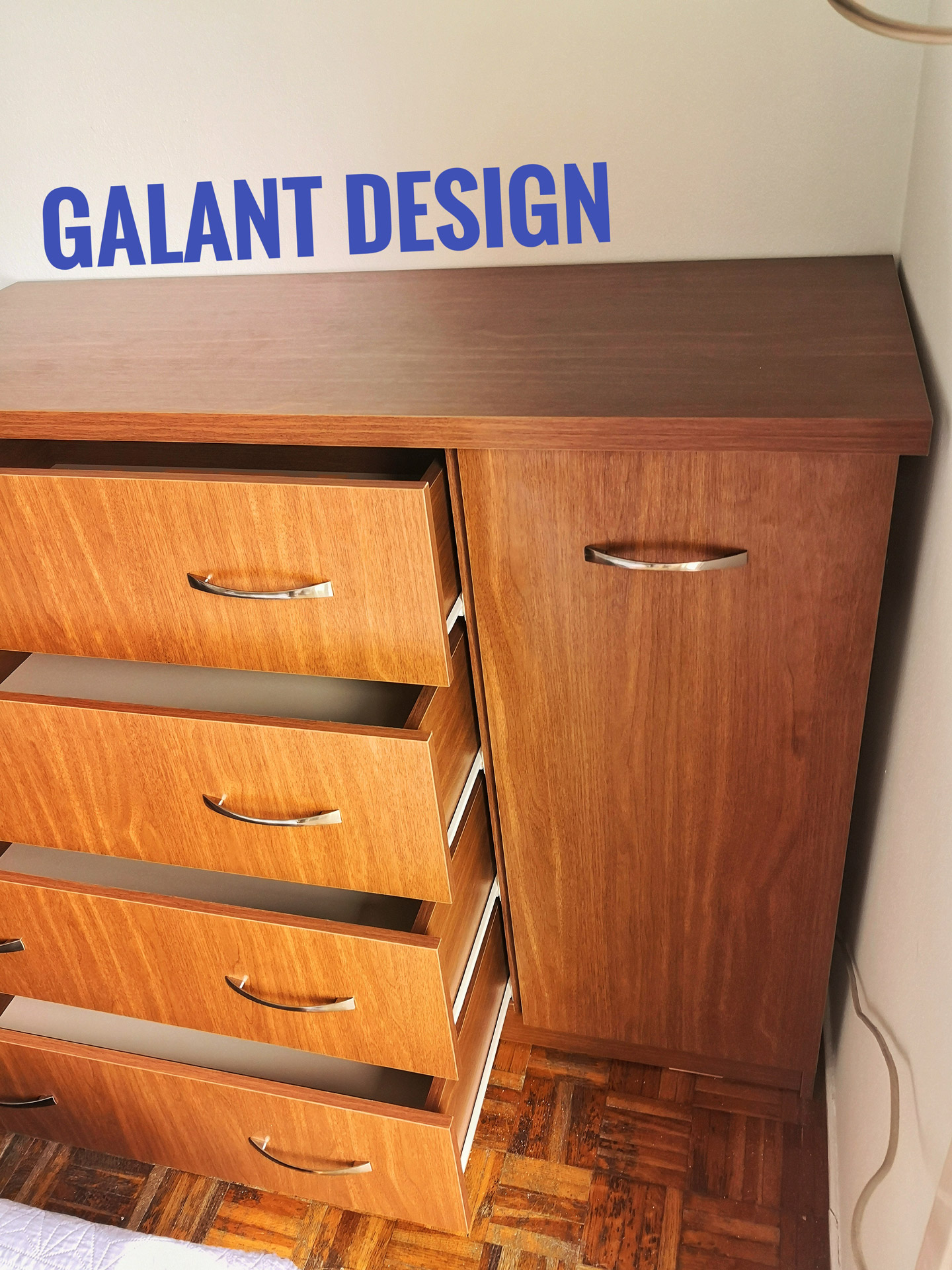 FURNITURE– GAL.FUR.001