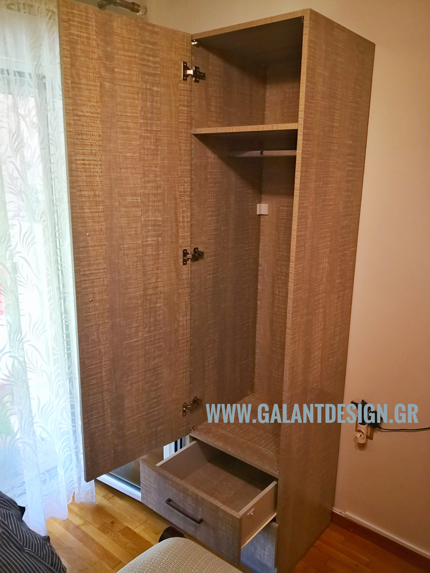 ΝΤΟΥΛΑΠΑ– GAL.WOR.002